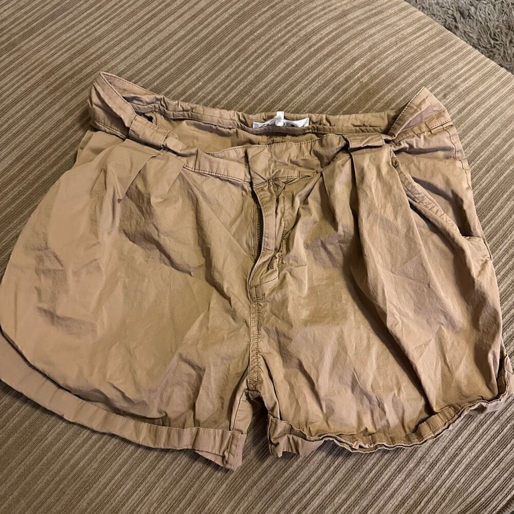 Frame tan tie up rolled short size 2